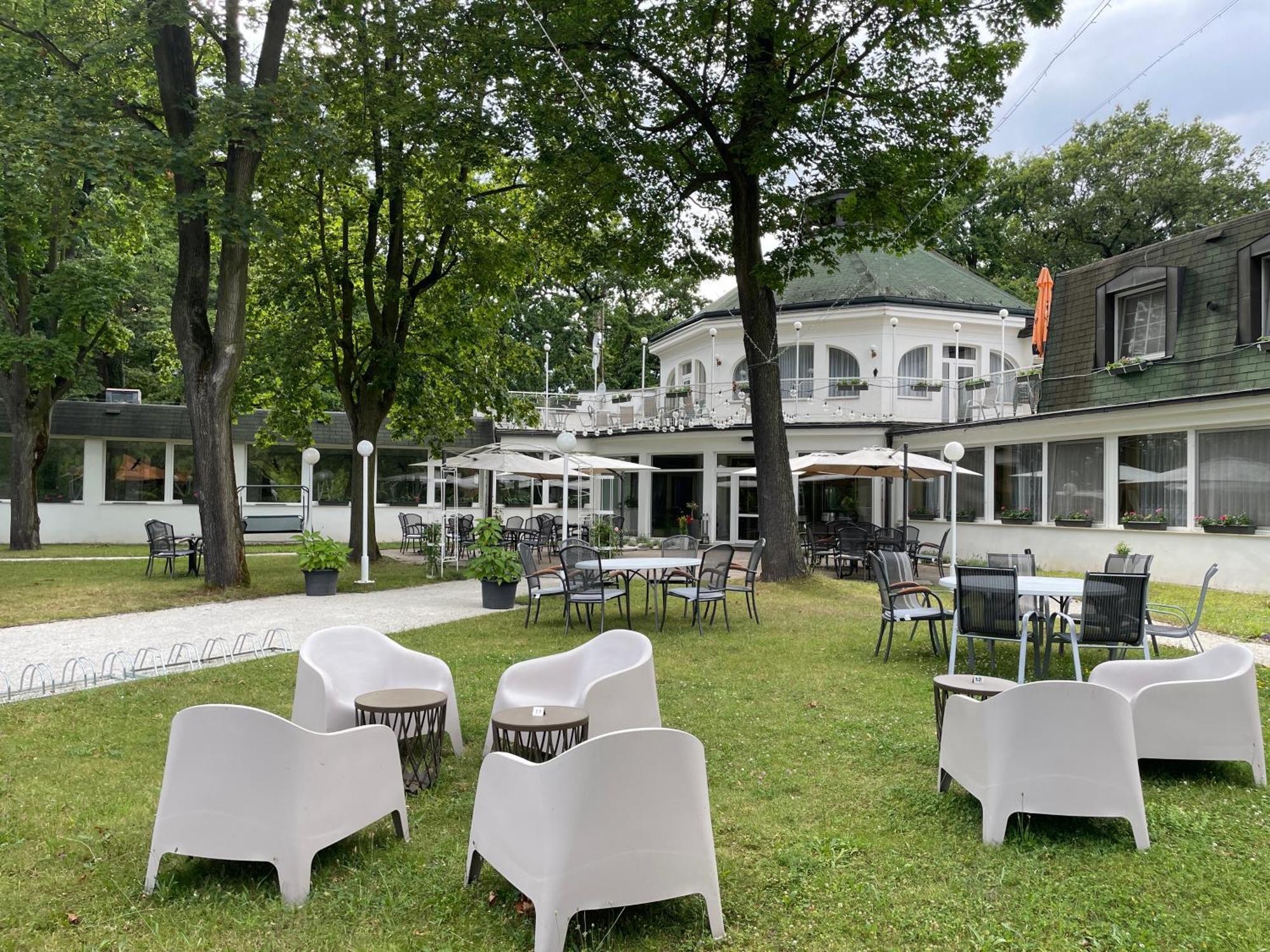 Hotel Ostrov Nymburk Exterior foto