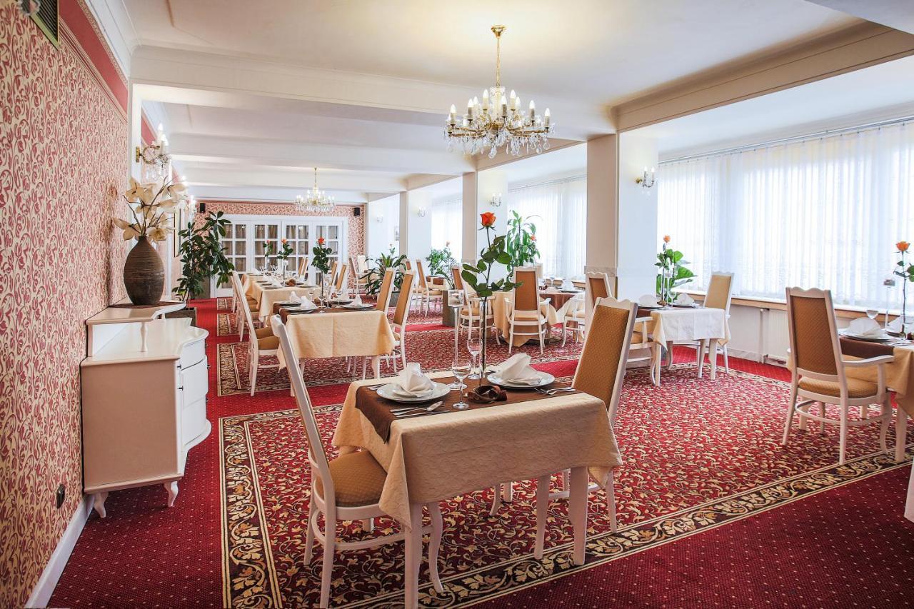 Hotel Ostrov Nymburk Exterior foto